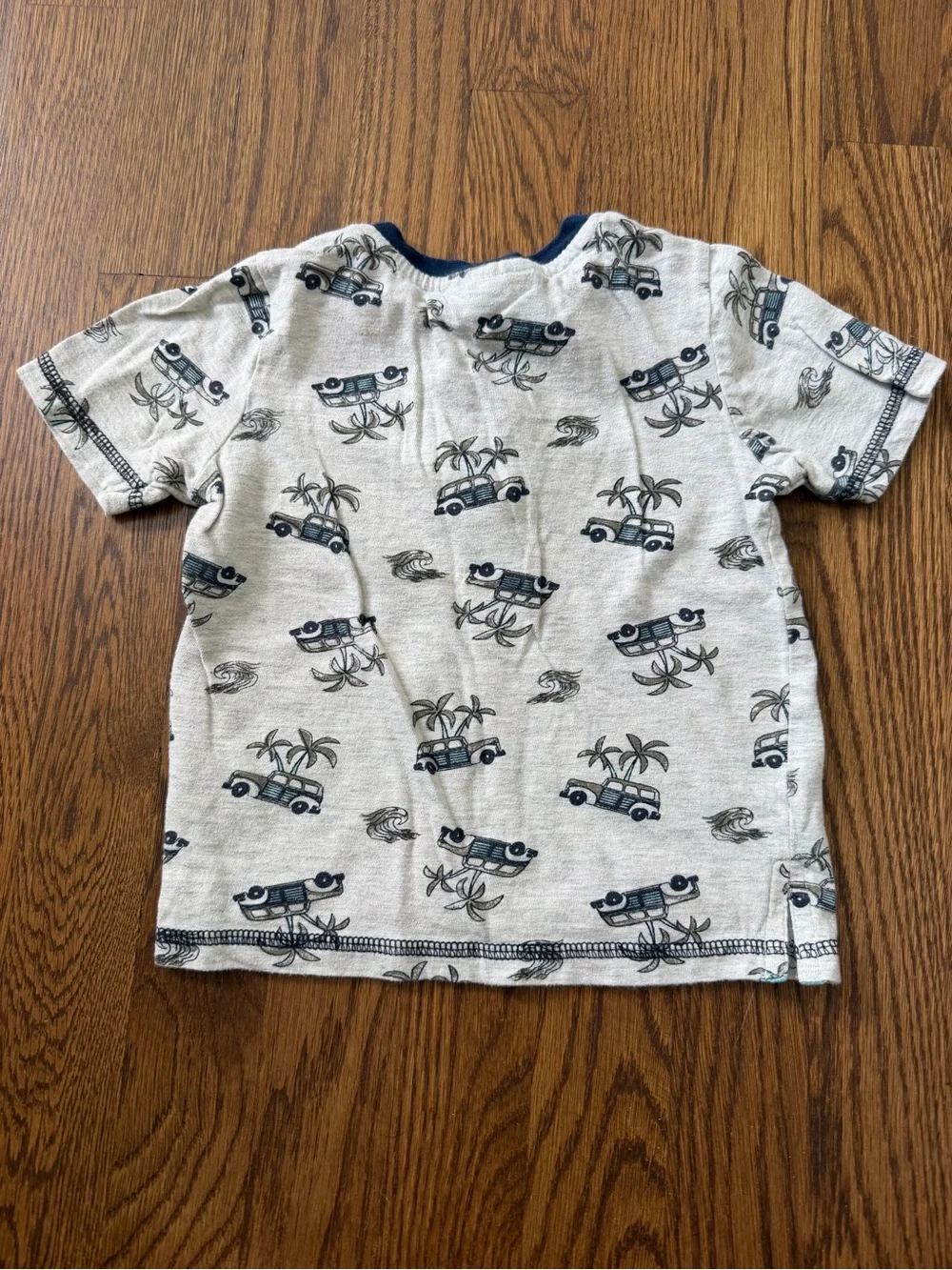 Old Navy Short Sleeve Tees Bundle, size 2T